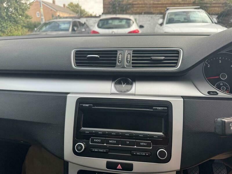 Volkswagen Passat  Silver #23