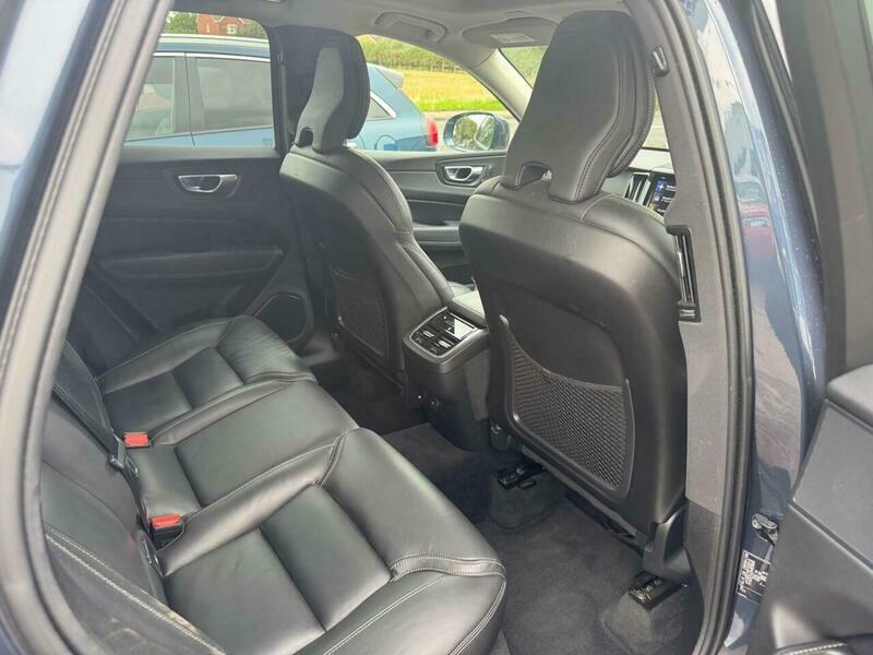 Volvo XC60 T8 Awd Phev Inscription Pro Xenium Pack, Climate Black #19