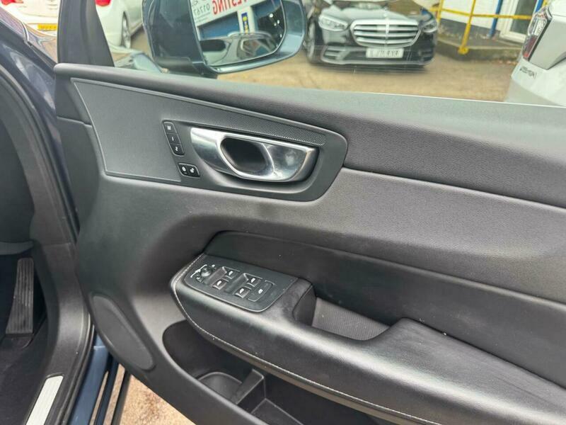 Volvo XC60 T8 Awd Phev Inscription Pro Xenium Pack, Climate Black #25