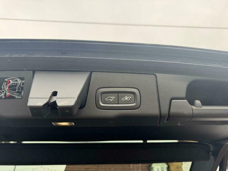 Volvo XC60 T8 Awd Phev Inscription Pro Xenium Pack, Climate Black #22