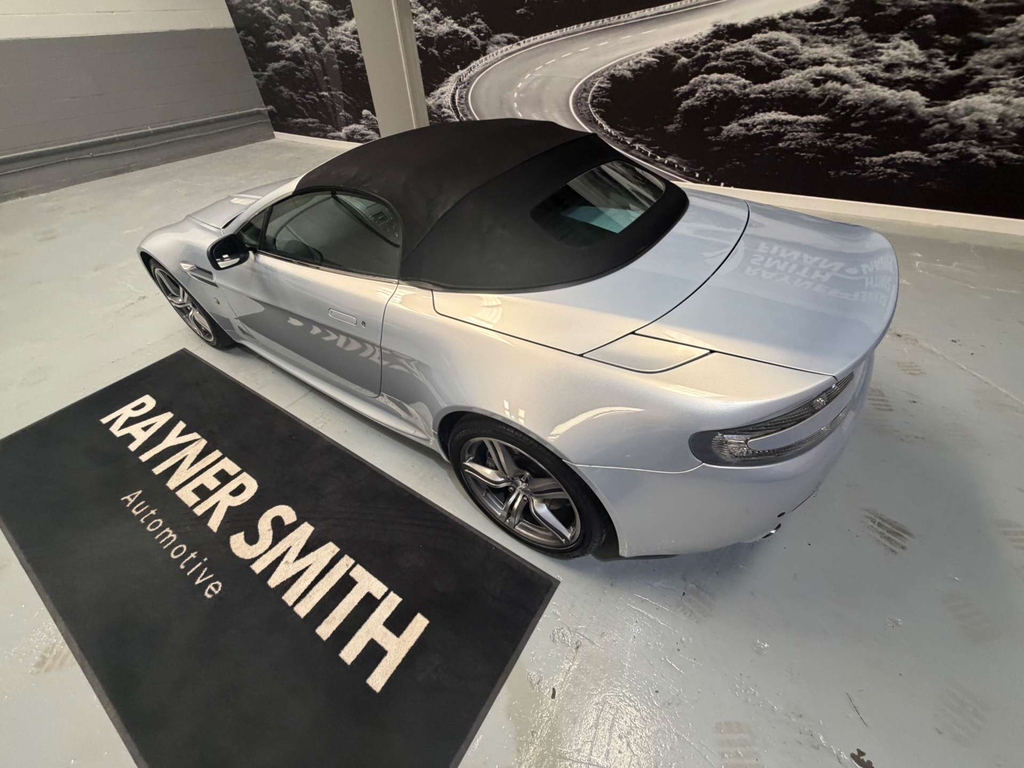 Aston Martin Vantage Vantage V8 Silver #8