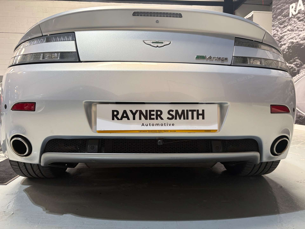 Aston Martin Vantage Vantage V8 Silver #9