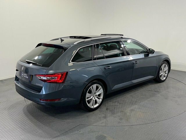 Skoda Superb 2017 2.0 Tdi Se L Executive Estate Dsg Grey #2