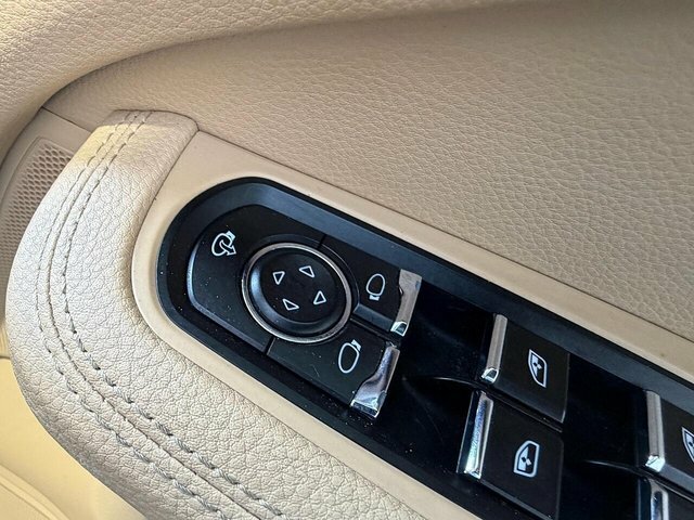 Porsche Macan 3.0L S Pdk Blue #11
