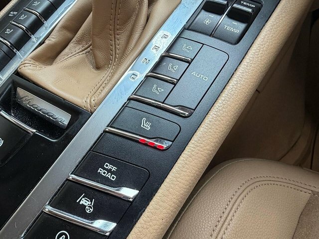 Porsche Macan 3.0L S Pdk Blue #15