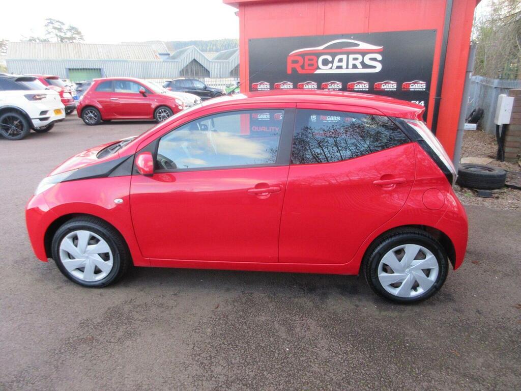 Toyota Aygo 1.0 Vvt-i X-play Euro 6 Red #3
