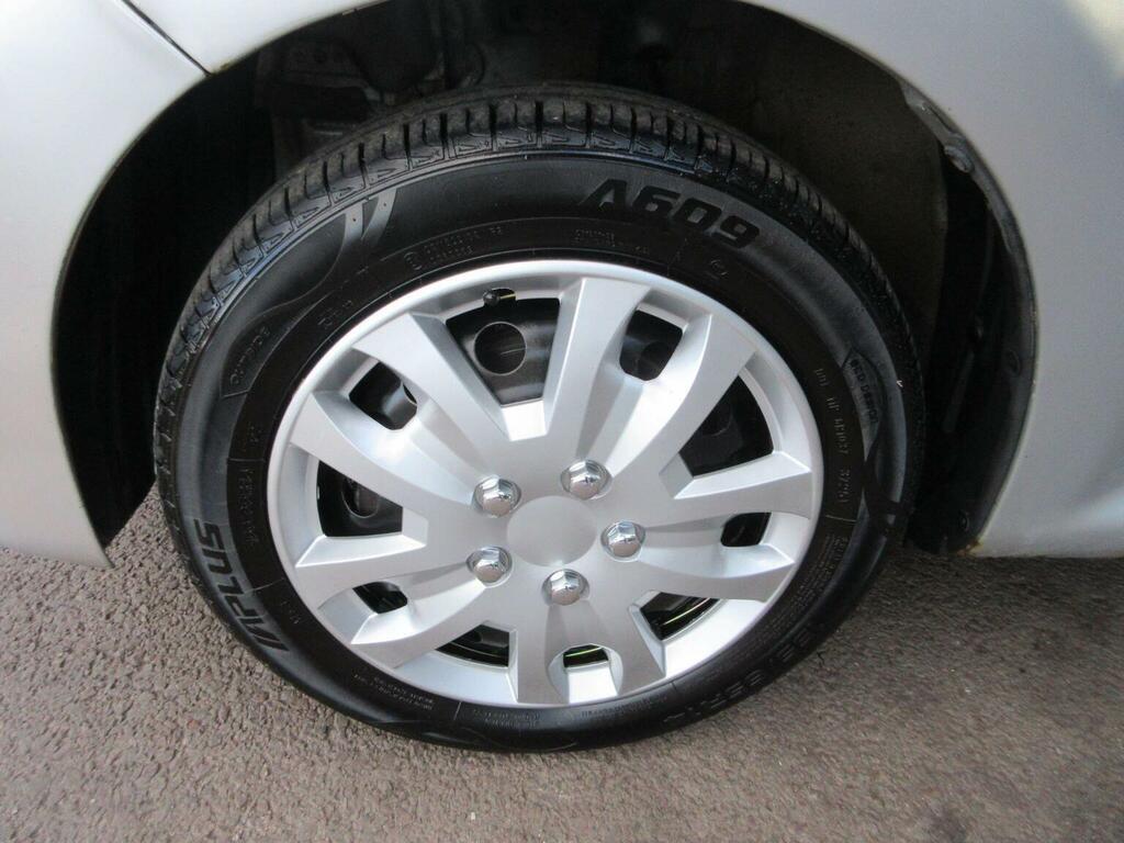 Peugeot 107 Hatchback Black #40