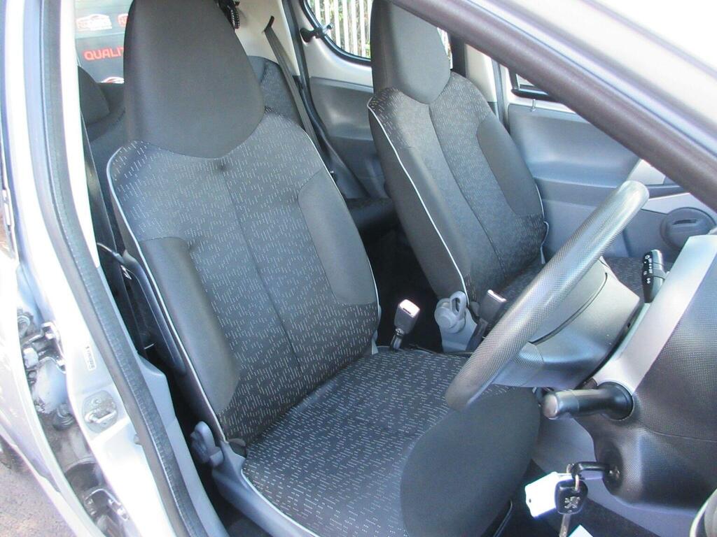 Peugeot 107 Hatchback Black #11