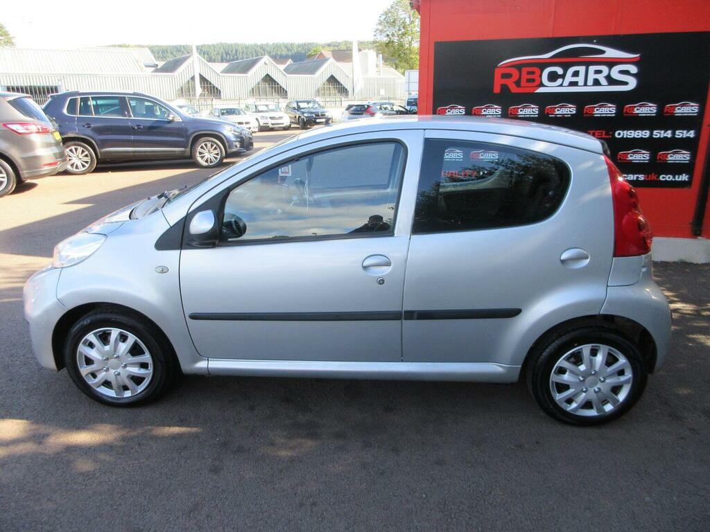 Peugeot 107 Hatchback 1.0 12V Urban Euro 4 200909 Silver #5