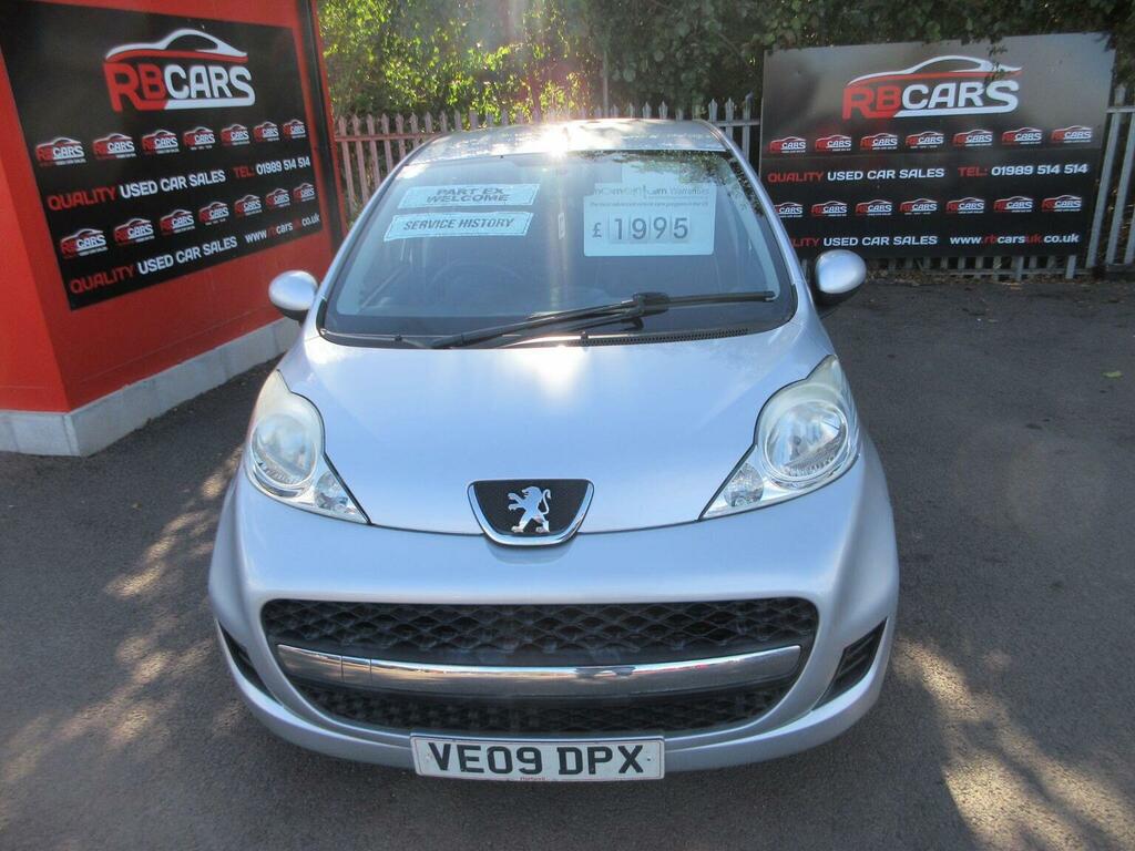 Peugeot 107 Hatchback 1.0 12V Urban Euro 4 200909 Silver #3