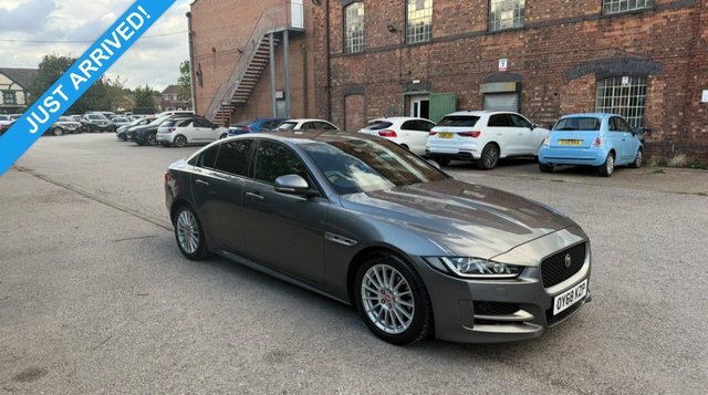 Jaguar XE Saloon Grey