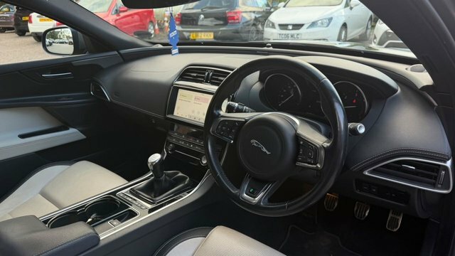Jaguar XE Saloon Grey #5