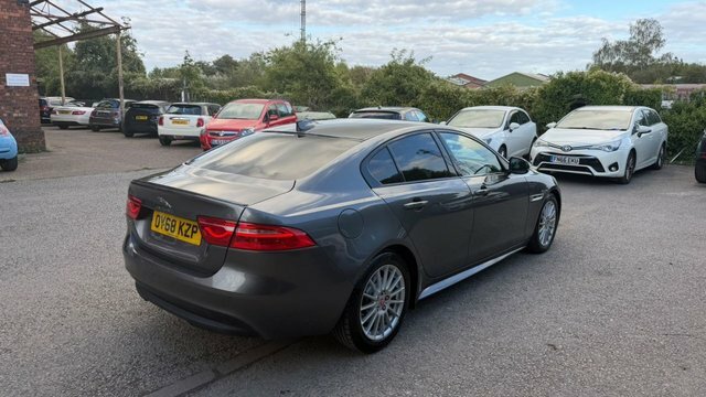Jaguar XE Saloon Grey #2