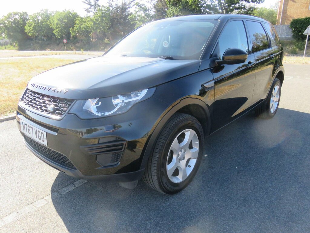 Land Rover Discovery Sport 2.0 Ed4 Pure Euro 6 Ss 5 Seat Black #3