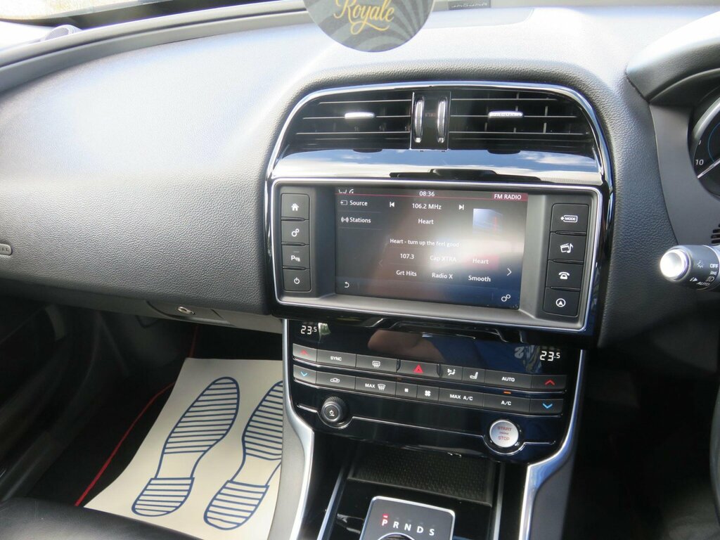 Jaguar XE 2.0D R-sport Saloon Grey #26