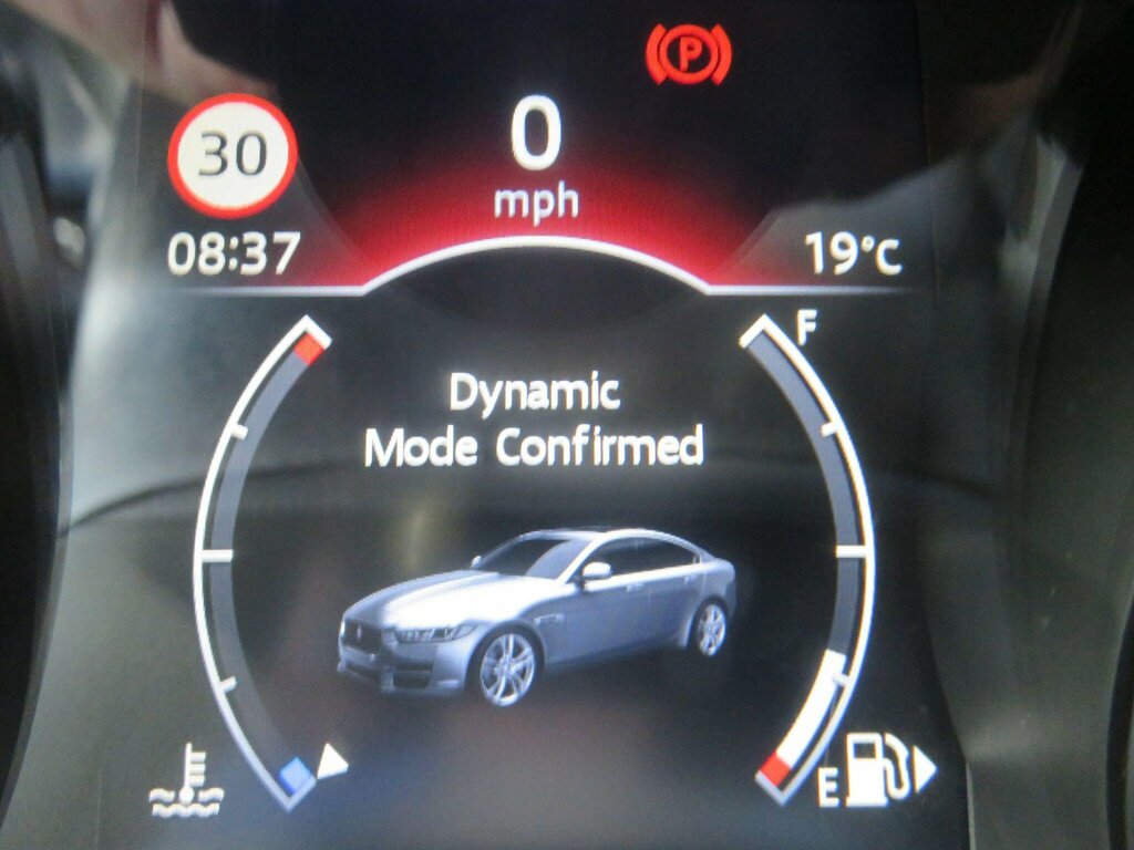 Jaguar XE 2.0D R-sport Saloon Grey #23