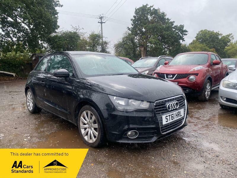 Audi A1 1.6 Tdi Se Black #1