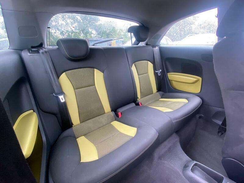 Audi A1 1.6 Tdi Se Black #10