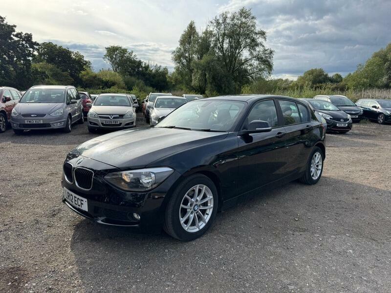 BMW 1 Series Hatchback 1.6 116D Ed Efficientdynamics Hatchback Black #3
