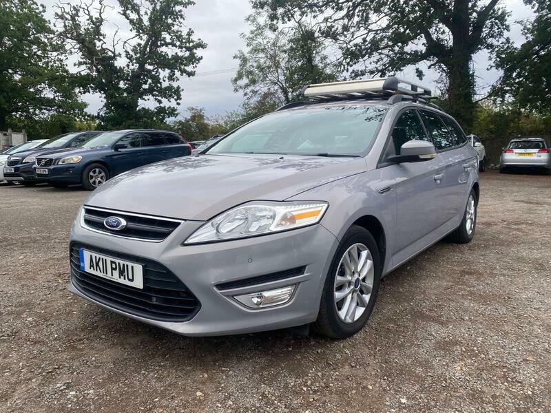 Ford Mondeo Zetec Silver #2