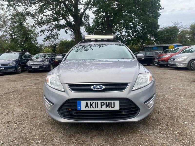 Ford Mondeo Zetec Silver