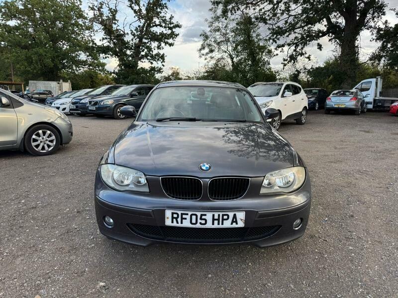 BMW 1 Series Hatchback 2.0 Blue #2