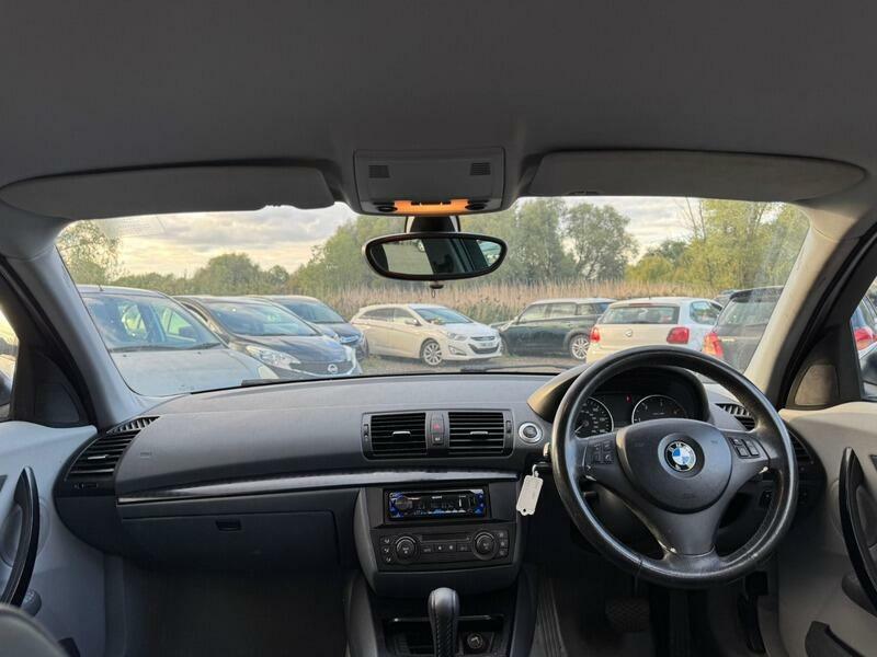BMW 1 Series Hatchback 2.0 Blue #17