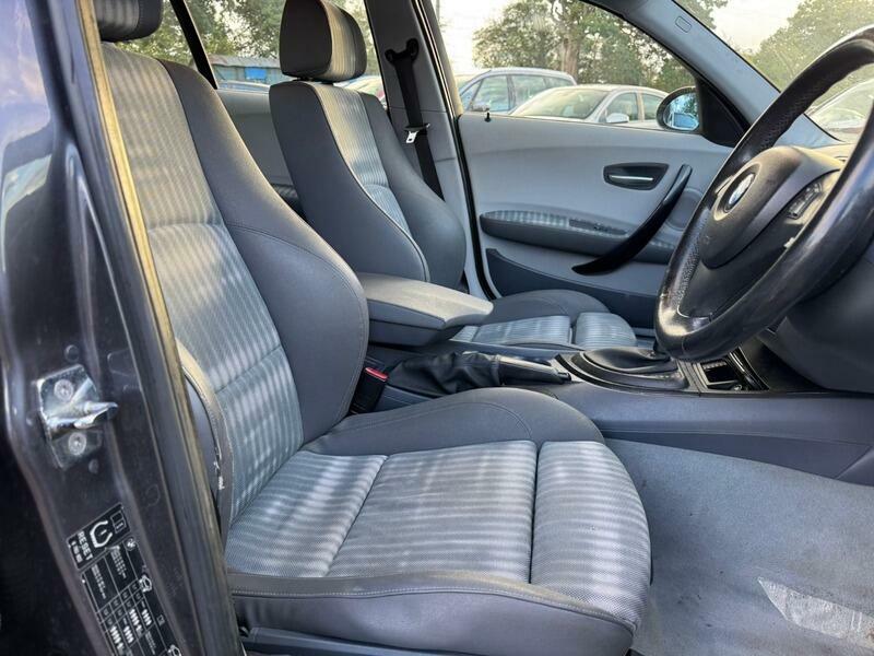 BMW 1 Series Hatchback 2.0 Blue #11