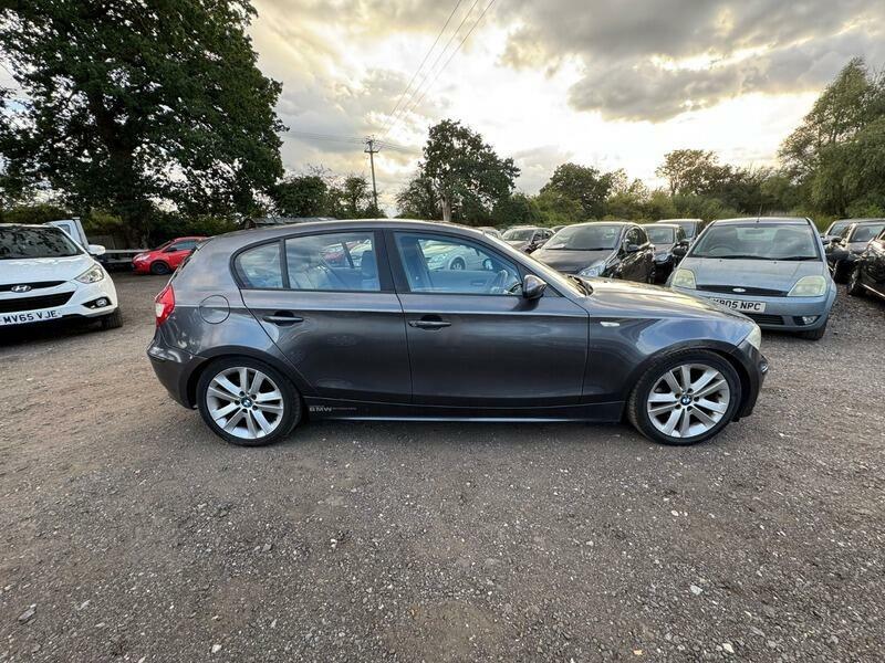 BMW 1 Series Hatchback 2.0 Blue #8