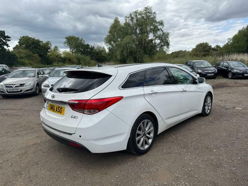 Hyundai I40 Style White #6