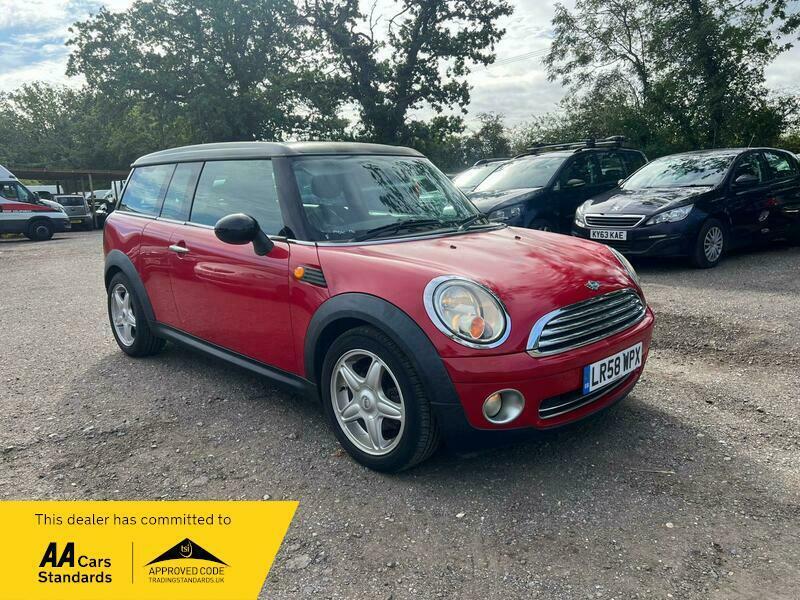 Mini Clubman Cooper Red