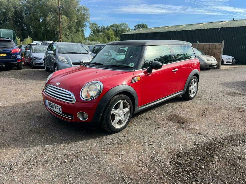 Mini Clubman Cooper Red #4