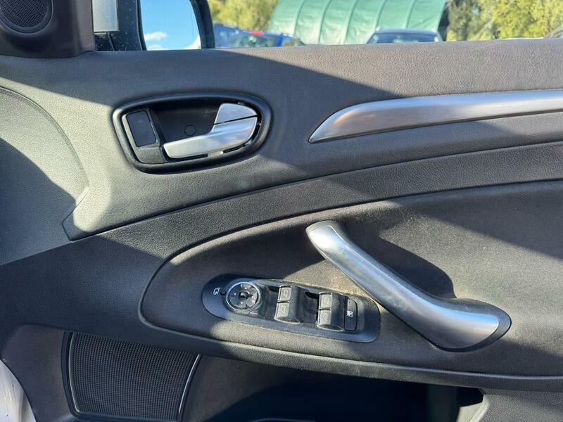 Ford Mondeo Titanium Silver #6