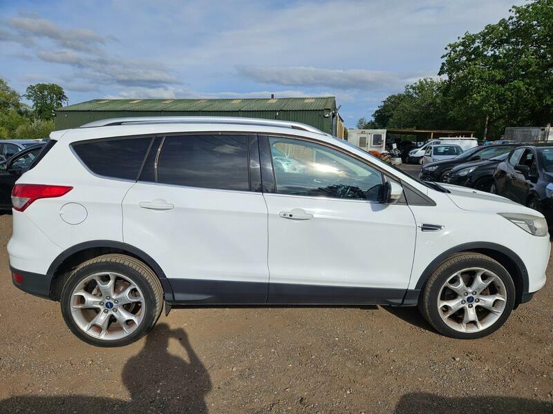 Ford Kuga 2.0 Tdci Zetec 4Wd Dab Bluetoothh Senso Black #8