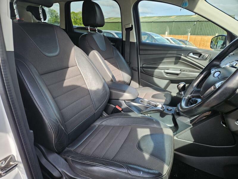 Ford Kuga 2.0 Tdci Zetec 4Wd Dab Bluetoothh Senso Black #10