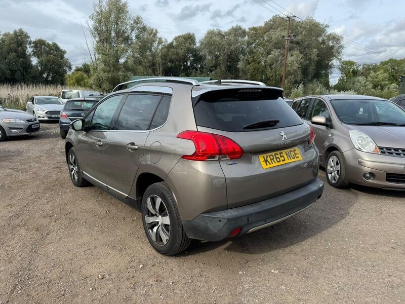 Peugeot 2008 1.2 Puretech Allure Grey #5