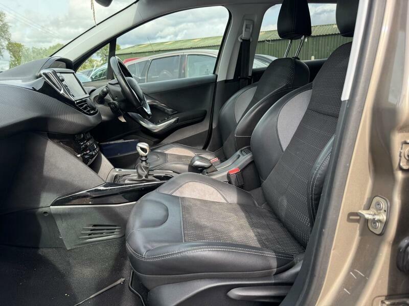 Peugeot 2008 1.2 Puretech Allure Grey #18