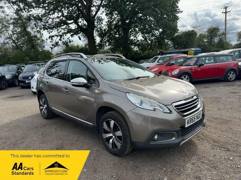 Peugeot 2008 1.2 Puretech Allure Grey #1
