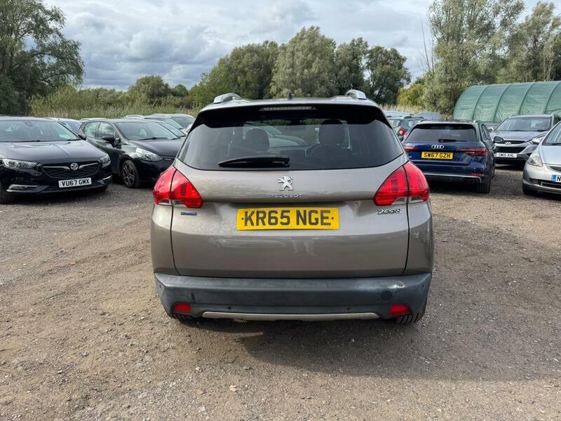 Peugeot 2008 1.2 Puretech Allure Grey #6