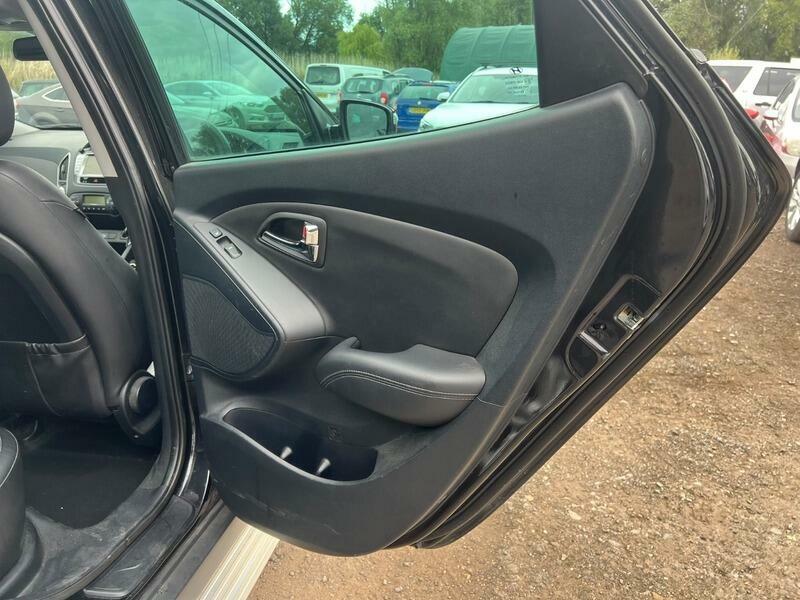 Hyundai Ix35 1.7 Crdi Premium Euro 5 Ss Silver #20