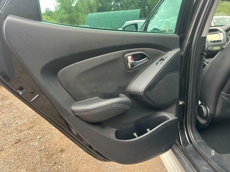 Hyundai Ix35 1.7 Crdi Premium Euro 5 Ss Silver #18