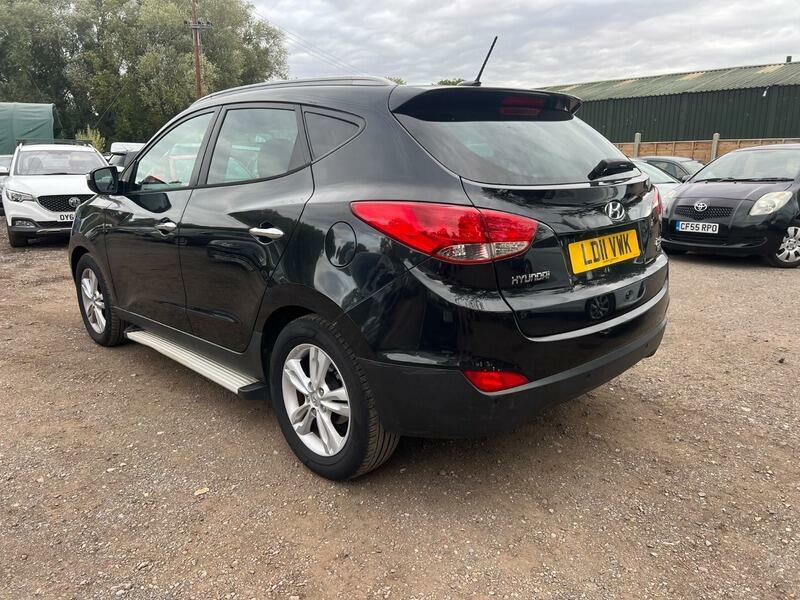 Hyundai Ix35 Premium Black #5