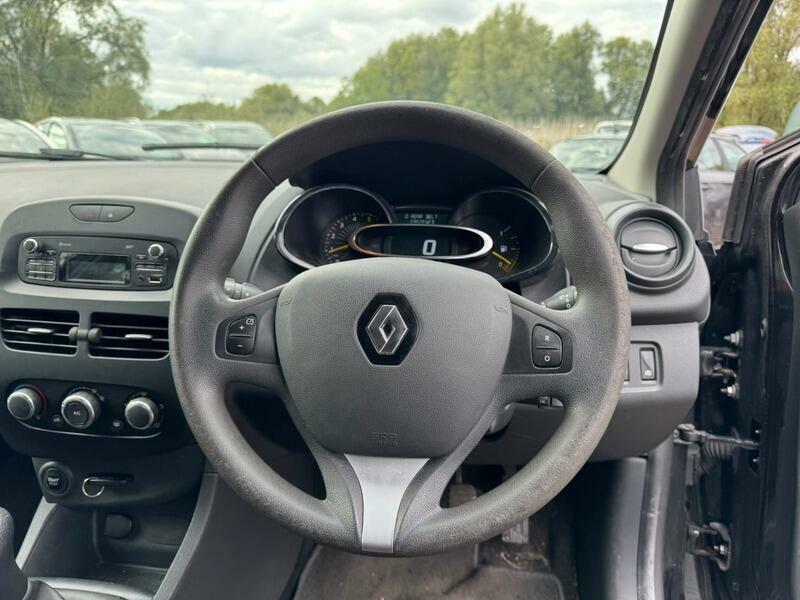 Renault Clio 1.5 Dynamique S Medianav Energy Dci Ss 90 Bhp White #12