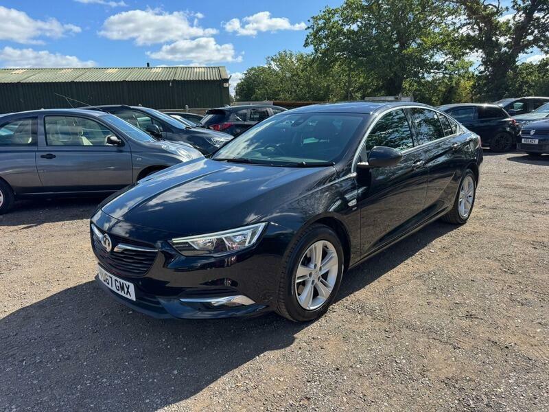 Vauxhall Insignia Sri Nav Black #3
