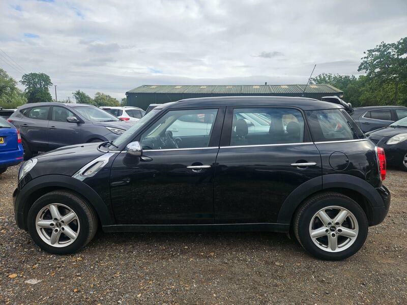 Mini Countryman One Black #4