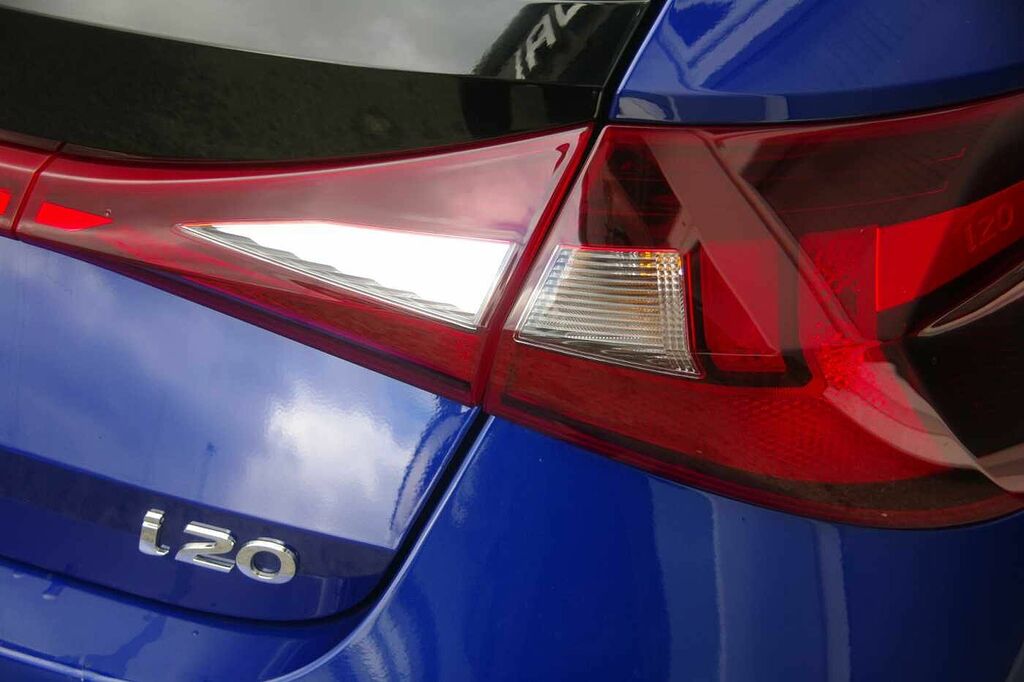 Hyundai I20 Premium Red #16