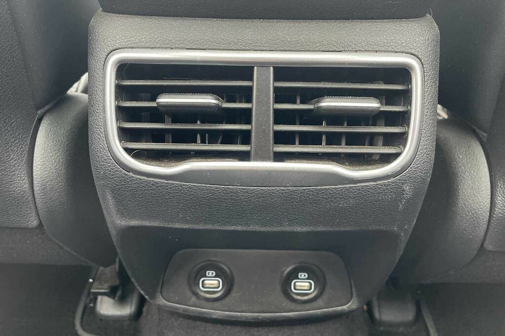Hyundai Santa Fe Premium Black #31