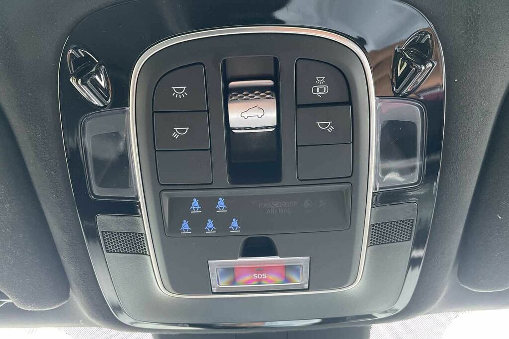 Hyundai Santa Fe Premium Black #26