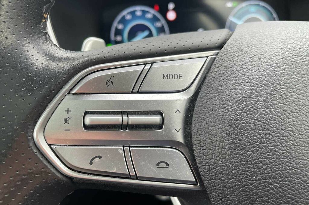 Hyundai Santa Fe Premium Black #24