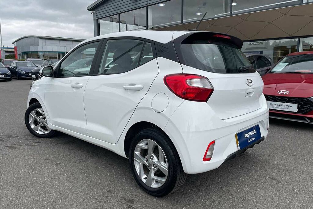 Hyundai I10 Se Connect 1.2 Mpi 84Ps White #2